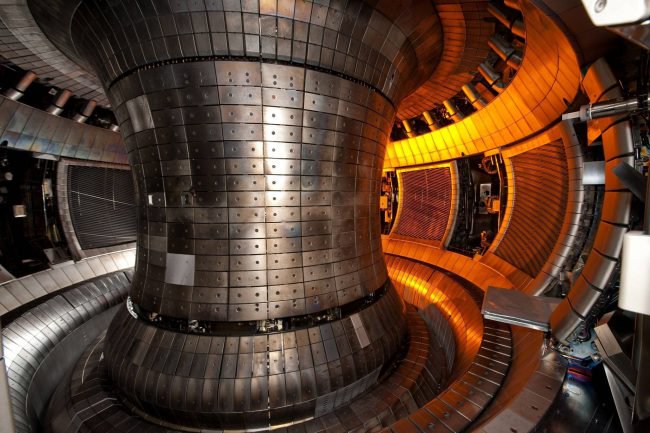 Фото - В России создают гибридный термоядерный реактор